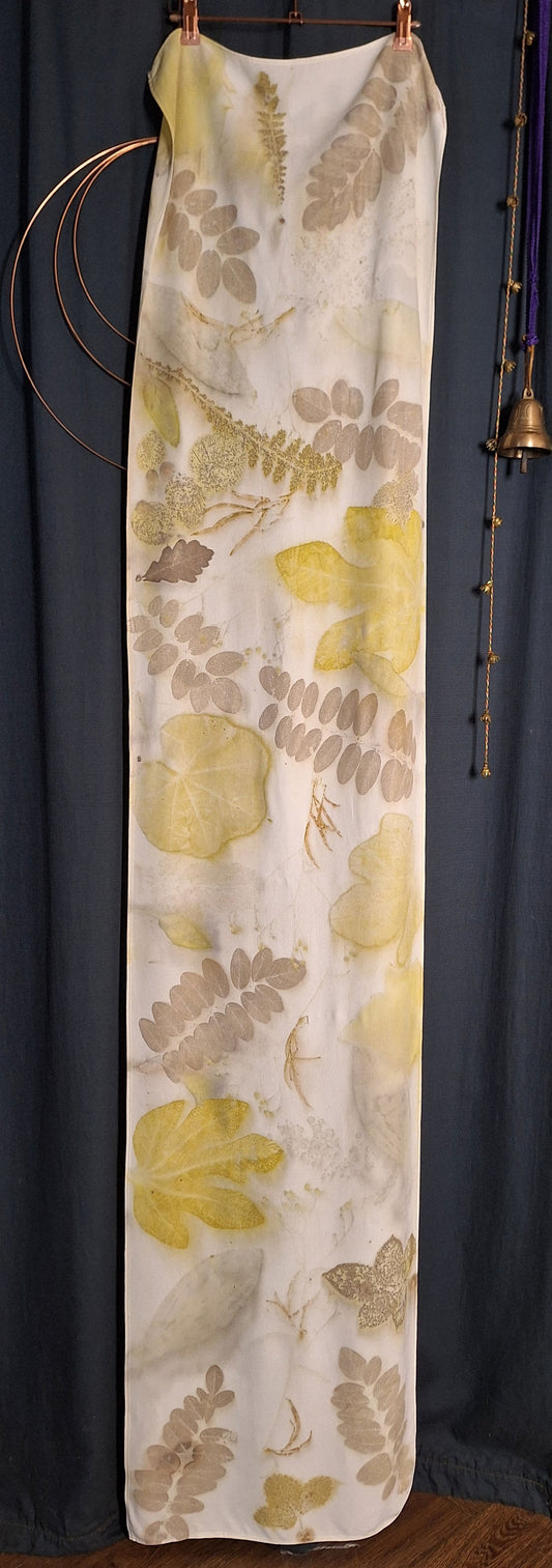 SEVA – Table Runner – piesă unicat ecoprint, imprimată manual cu frunze | perfectimperfect