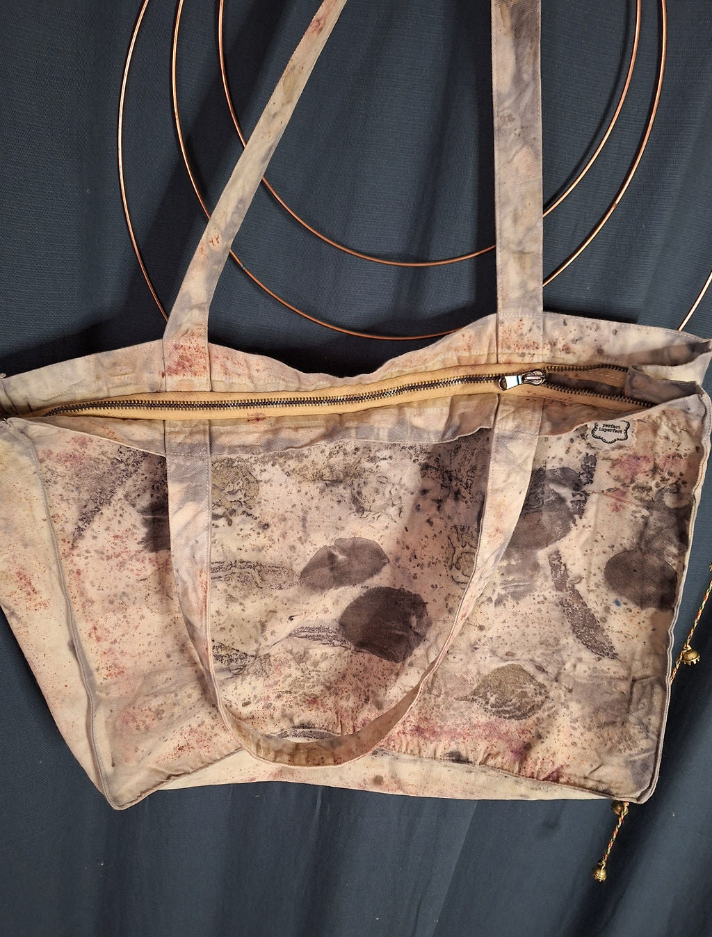 Universal Tote bag – geantă unicat ecoprint | perfectimperfect – detaliu 5
