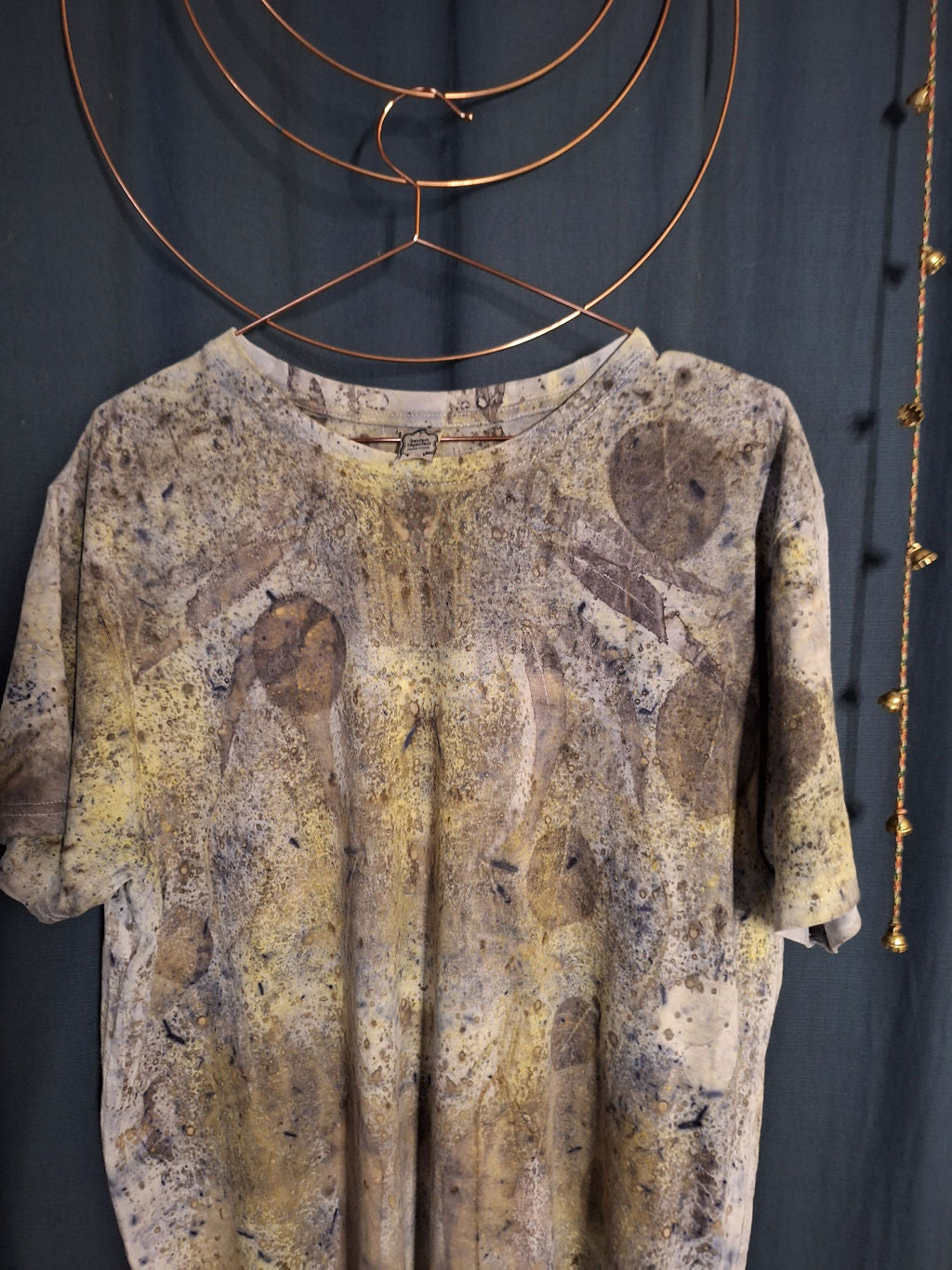 TANIN UNISEX – Tricou bumbac XXL – piesă unicat ecoprint | perfectimperfect – detaliu 2