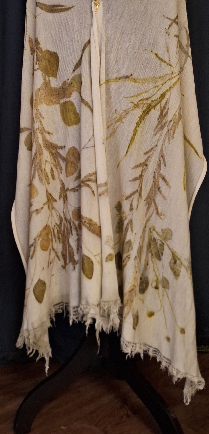 Eucalyptus – Eșarfă lână Merino 100% – piesă unicat ecoprint | perfectimperfect – detaliu 3