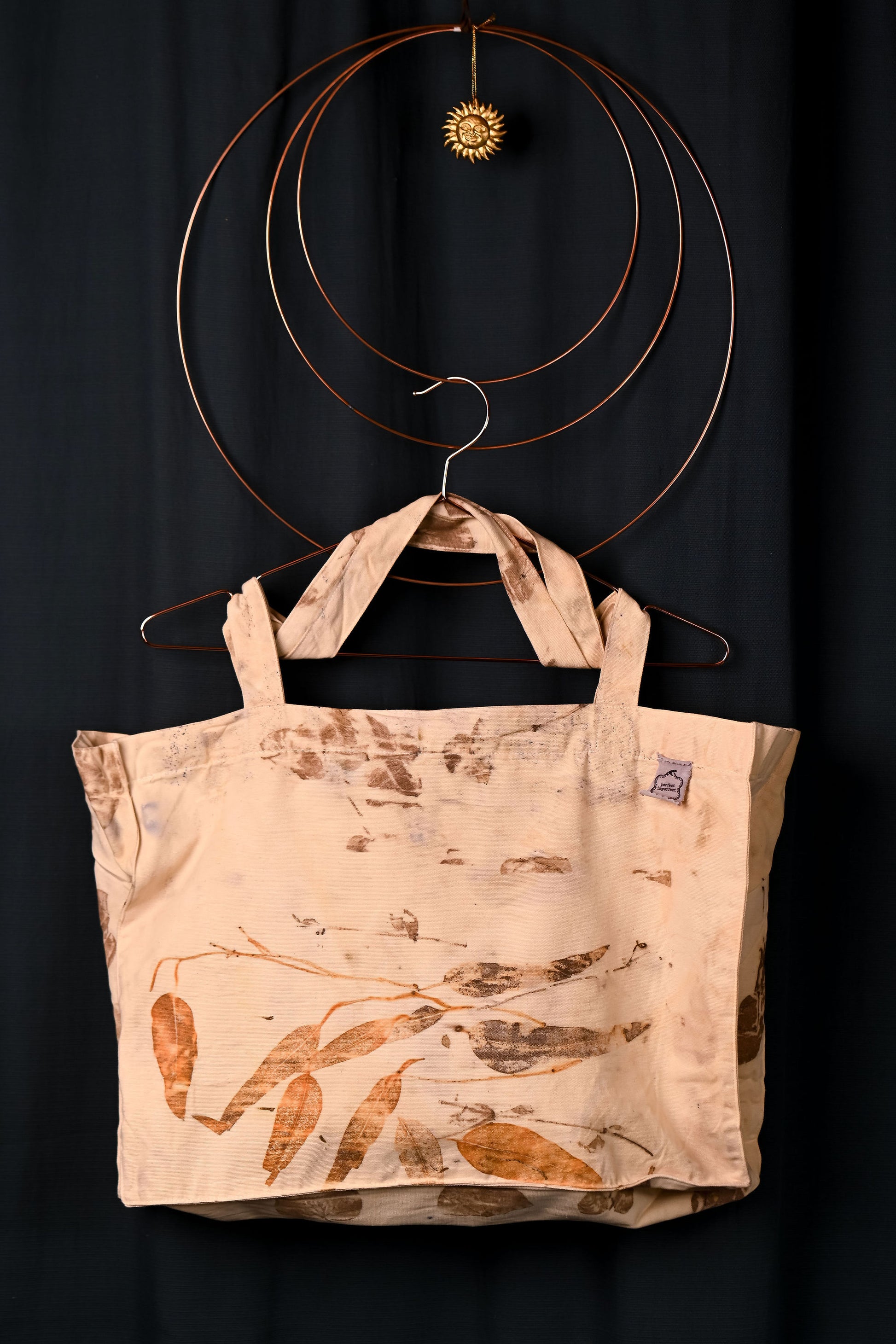 Universal Tote bag Eucalyptus – geantă unicat ecoprint | perfectimperfect – detaliu 2