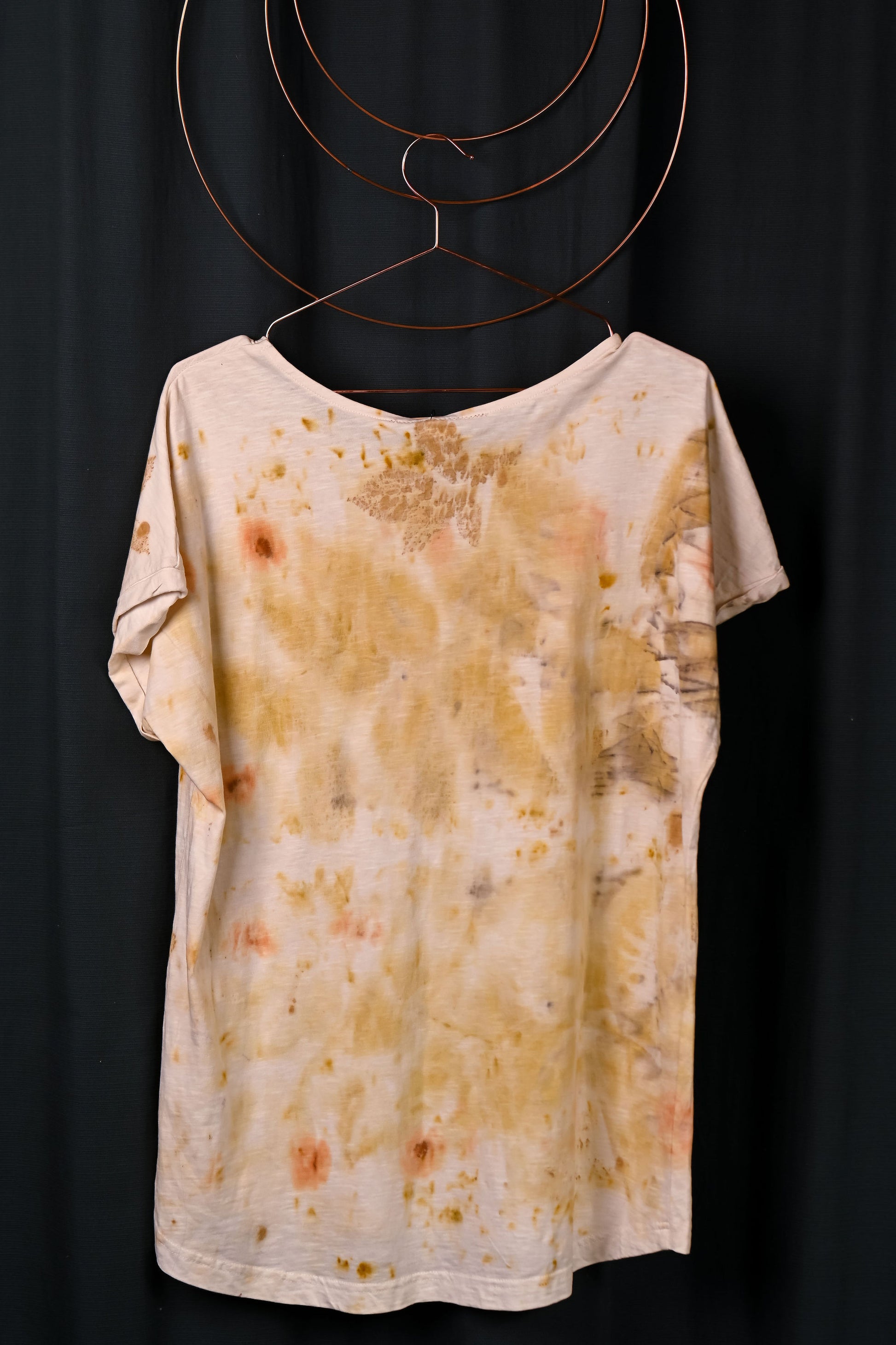 SEVA – Tricou bumbac 100% – piesă unicat ecoprint | perfectimperfect – detaliu 3